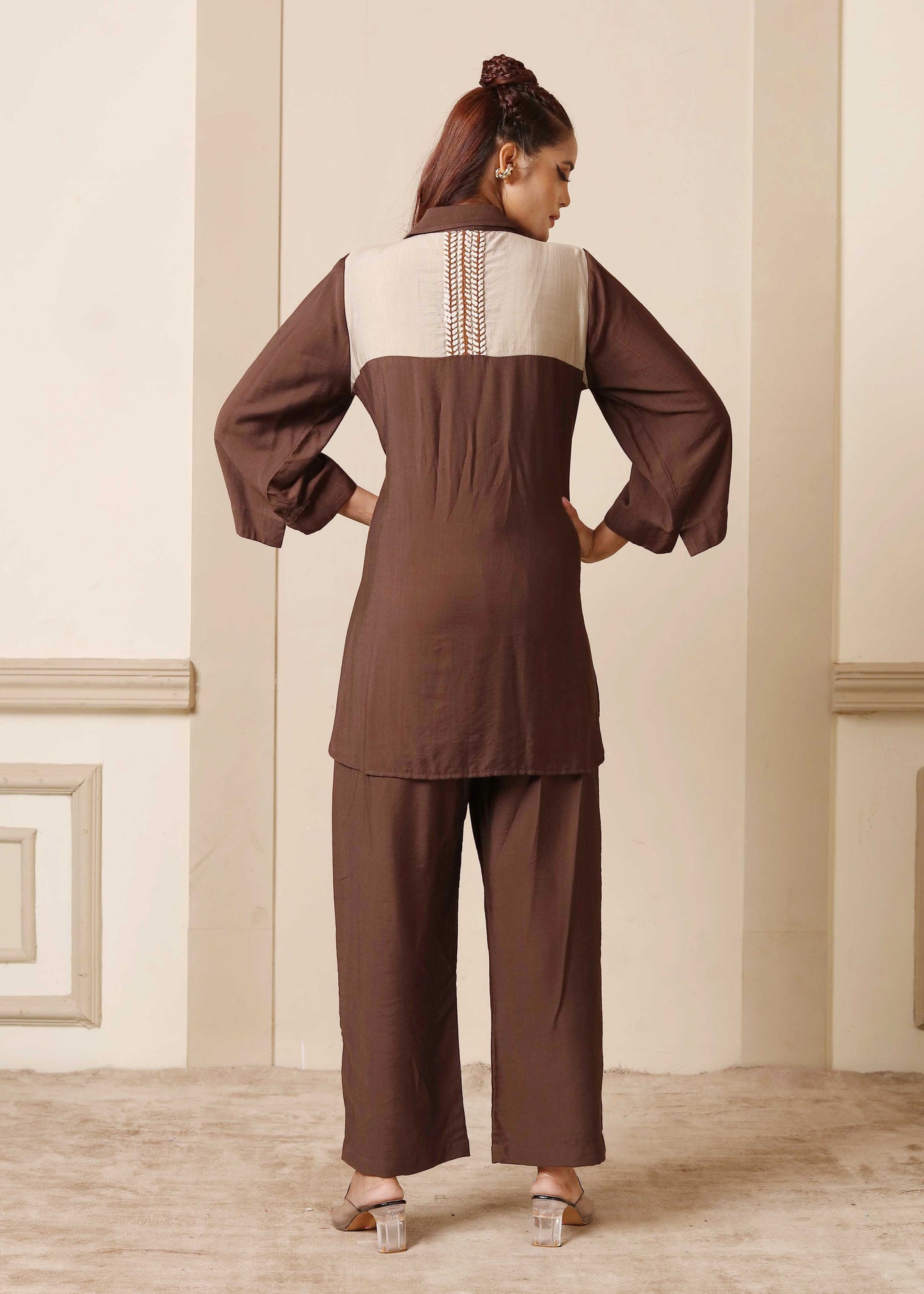Brown Colour Blocking Tasseled Cord Set