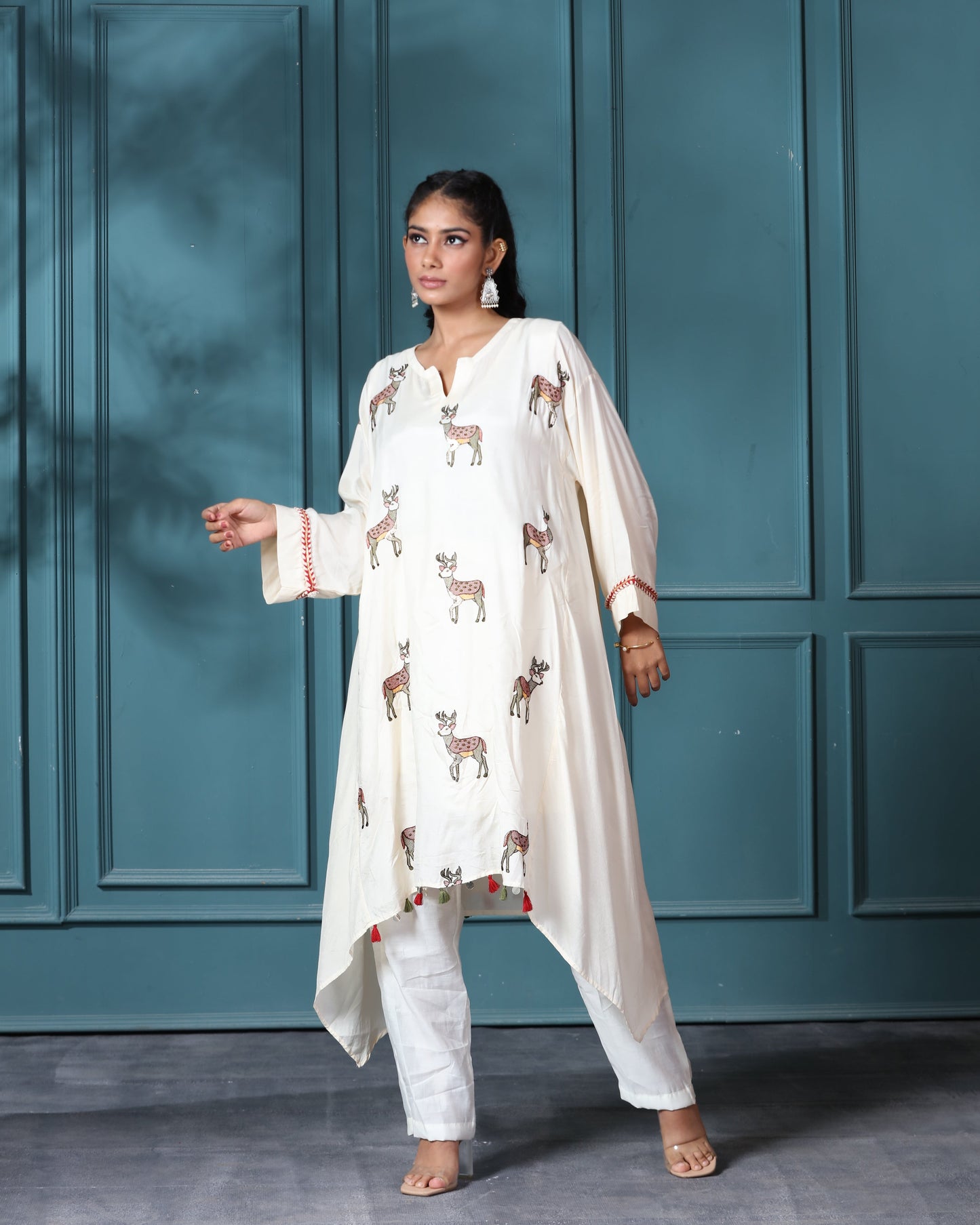 Muslin Embroidered Kurti Set